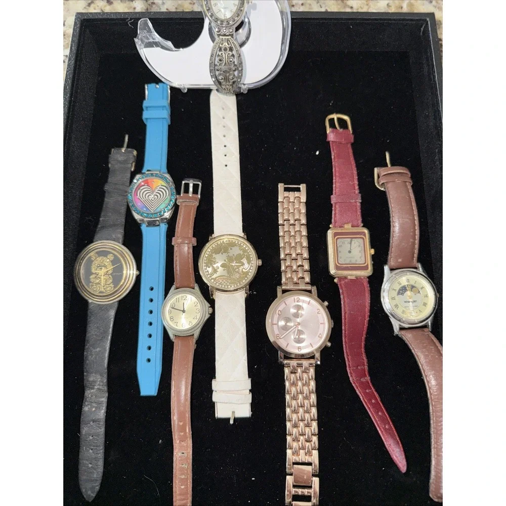 Lot of 8 Vintage Ladies Quartz Watches Wrangler Aeropostale, Marcelle Welch 5440